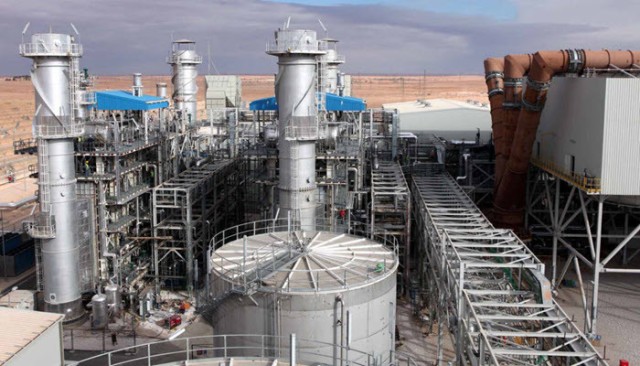 النفط يواصل الهبوط والخام الأمريكي بأدنى مستوى في 18 عاماً