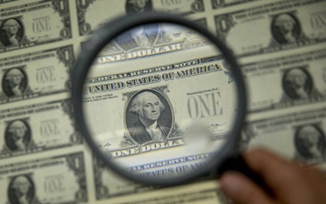 Oman Seeks to Issue Billion Bonds