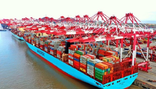 Moody's adjusts its outlook for the global freight industry