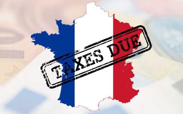 فرنسا تُغازل المعارضة بالإعفاءات الضريبية