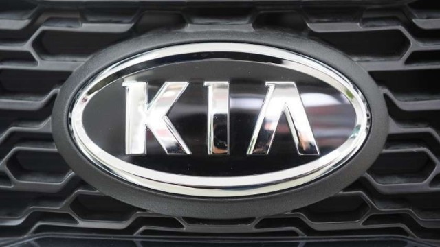 Kia Motors plans to stop three factories in South Korea