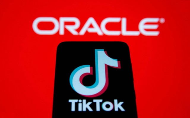 Trump praises the agreement between "TikTok" and "Oracle"