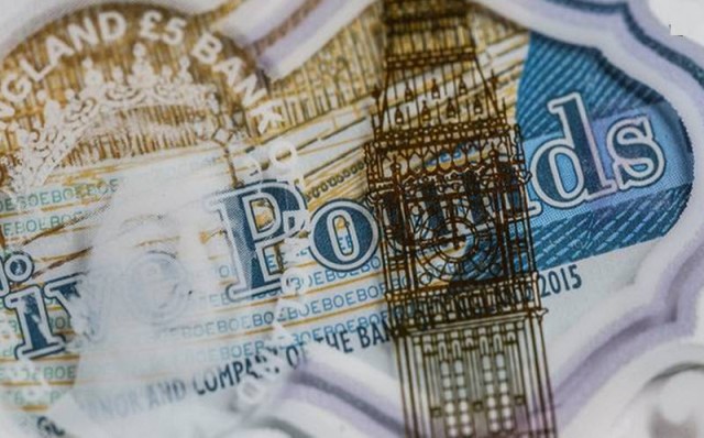 مستوى قياسي مرتفع للاقتراض في بريطانيا