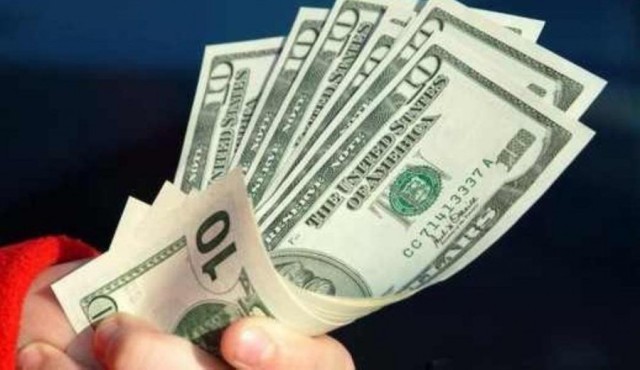 الدولار يرتفع بعد تهديد ترامب بتصعيد الحرب التجارية