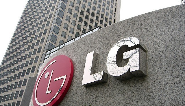 LG is considering out of the portable communications field