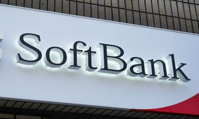 Softbank plans to sell 22% of its mobile phone company shares