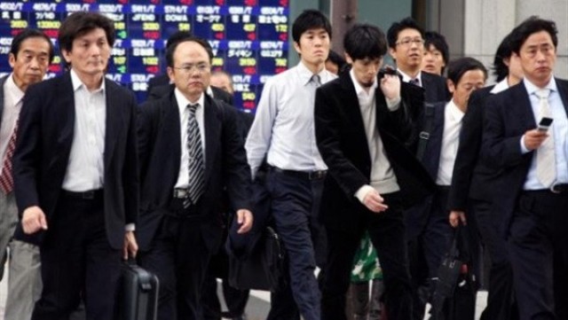 Japan's unemployment rate drops to 2.3%