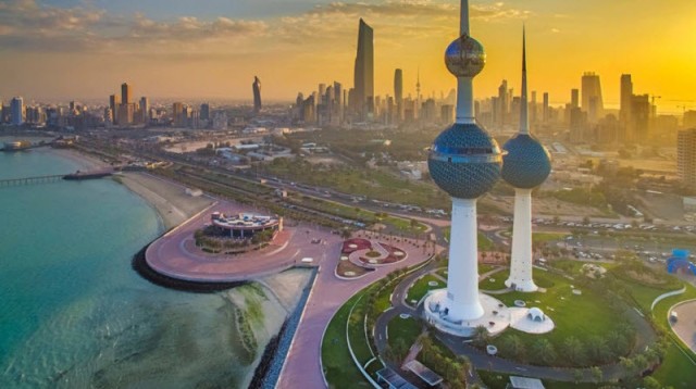 Kuwait recorded a deficit of 2.3 billion in ten months