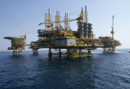 3.043 مليون برميل إنتاج الإمارات من النفط في مارس