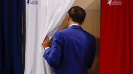 European stocks rise after first round of French elections