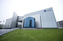 سهم دبي للاستثمار إلى أدنى مستوى في ستة أعوام