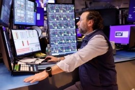 Warren Buffett's shares gain $9 billion in one day... and Trump's shares suffer sharp losses