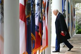 ترامب يعفي الذهب واليورانيوم ومعادن أخرى من الرسوم الجمركية