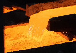 Copper price fell below $8,000 for the first time since May