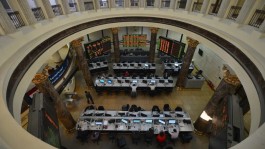 Mixed opening for regional markets in first session of the week