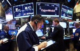 موجة مبيعات واسعة تهوي ببورصة "وول ستريت"