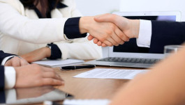 "Pharmaceutical" signs two financing agreements with two Saudi banks worth 900 million riyals