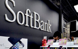 "سوفت بنك" تتفاوض مع عُمان للاستثمار بصندوق رؤية