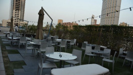 Kuwait allows sitting in restaurants and cafes