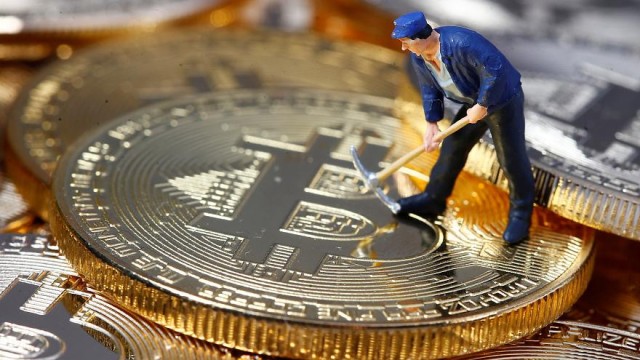 بيتكوين تحقق أعلى سعر في 9 أشهر 