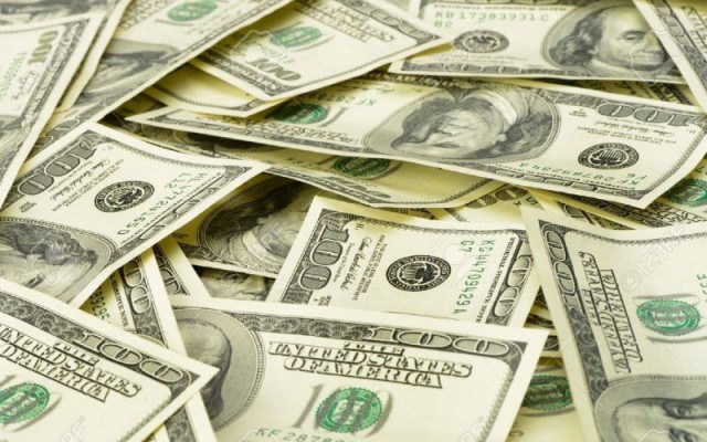 قطر تغرم أبوظبي الأول 55 مليون دولار.. والبنك ينفي