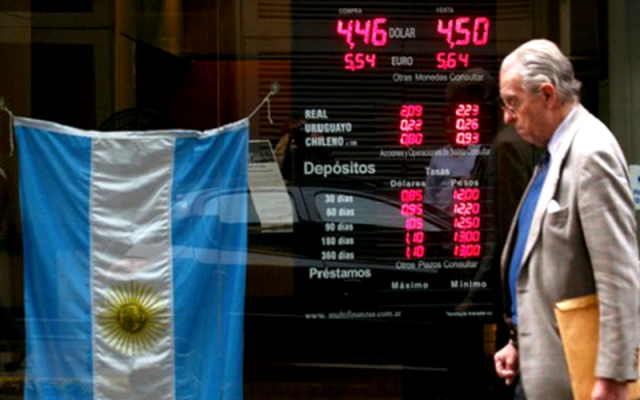 الأرجنتين تتفاوض مع دائنيها