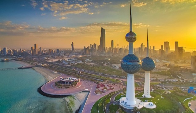 Kuwait plans to cut foreign employment by half