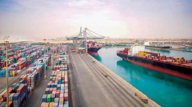 "Dubai Ports" profits rise 52% in the first half