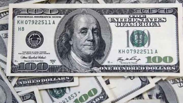 Gulf banks reduce lending to avoid a dollar liquidity crisis