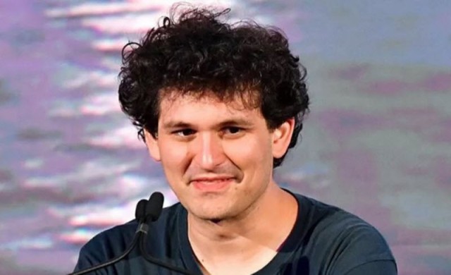 الإفراج عن مؤسس "إف تي إكس" بكفالة 250 مليون دولار