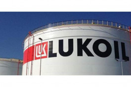 "لوك أويل" تزيد أرباحها 21% في الربع الثاني