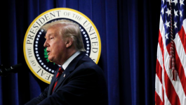 ترامب يجدد اتهامه للفيدرالي الأمريكي