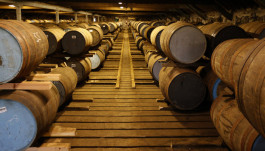 السعودية تحث (أوبك+) على الالتزام بنسب خفض إنتاج النفط