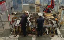 إعفاء العاملين الأجانب بالقطاع الصناعي السعودي من الرسوم