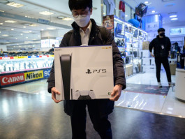 Sony shares jump 3.5% after raising the prices of PlayStation games