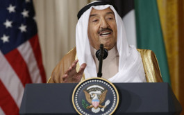 أمير الكويت يعود إلى البلاد.. والبورصة تكتسي بالأخضر