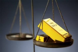 البنوك المركزية تبدأ التخلي عن الدولار لأول مرة.. والذهب يستغل الفرصة