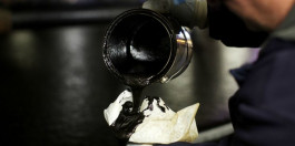 النفط مستقر وسط توترات في الشرق الأوسط