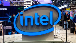 Intel suspends its commercial operations in Russia