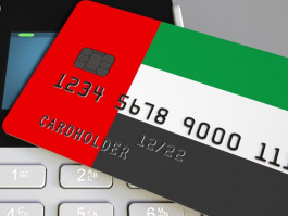 انخفاض التعاملات النقدية في الإمارات إلى النصف بحلول 2021