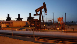 Oil prices fall as China's economy slows down