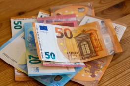 عوائد السندات الأوروبية تتمسك بمستويات مرتفعة مع تصعيد ترامب الحصار على إيران