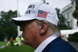 تقلبات العملات المشفرة تمحو مليار دولار من ثروة عائلة ترمب