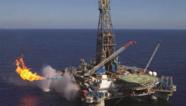 Oil prices fall as geopolitical tensions ease